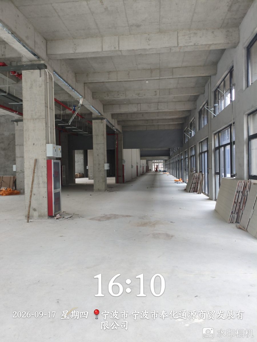 通源炒货市场二期 内部装修中